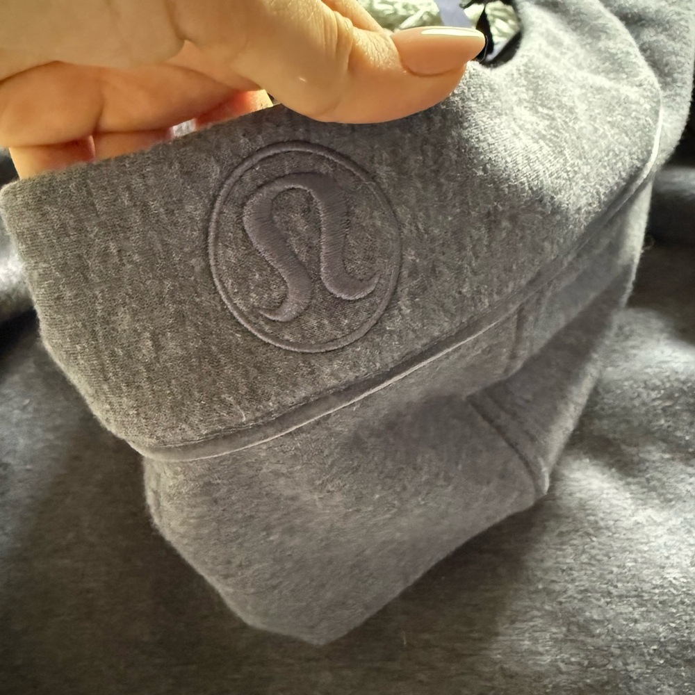 lululemon athletica Women's Scuba Hoodie - Picture 7 of 8